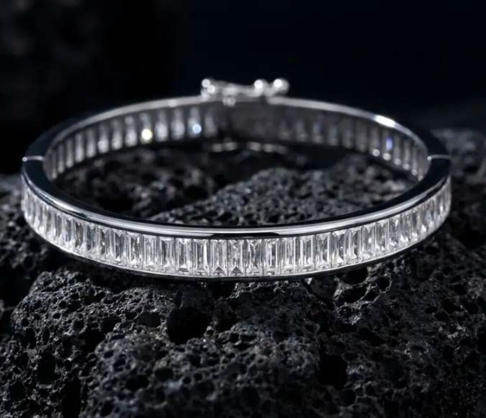 CERTIFIED GRA Genuine Moissanite Diamond 11.8 Ct.VVS1 Baguette Bangle Bracelet - Picture 7 of 12
